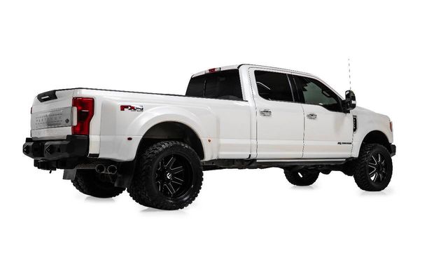 2019 Ford F-350 Super Duty Platinum 4x4 4dr Crew Cab 8 ft. LB DRW Pickup | Houston, TX | Houston Auto Credit
