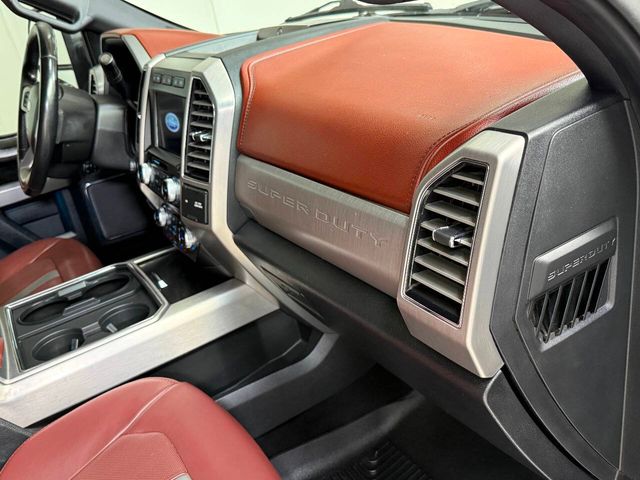 2019 Ford F-350 Super Duty Platinum 4x4 4dr Crew Cab 8 ft. LB DRW Pickup | Houston, TX | Houston Auto Credit 2019 Ford F-350 Super Duty Platinum 4x4 4dr Crew Cab 8 ft. LB DRW Pickup | Houston, TX | Houston Auto Credit