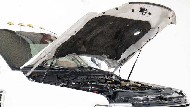 2019 Ford F-350 Super Duty Platinum 4x4 4dr Crew Cab 8 ft. LB DRW Pickup | Houston, TX | Houston Auto Credit