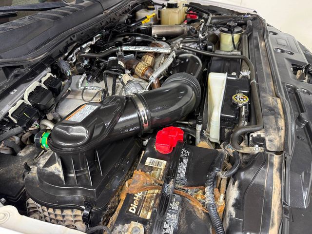 2019 Ford F-350 Super Duty Platinum 4x4 4dr Crew Cab 8 ft. LB DRW Pickup | Houston, TX | Houston Auto Credit 2019 Ford F-350 Super Duty Platinum 4x4 4dr Crew Cab 8 ft. LB DRW Pickup | Houston, TX | Houston Auto Credit