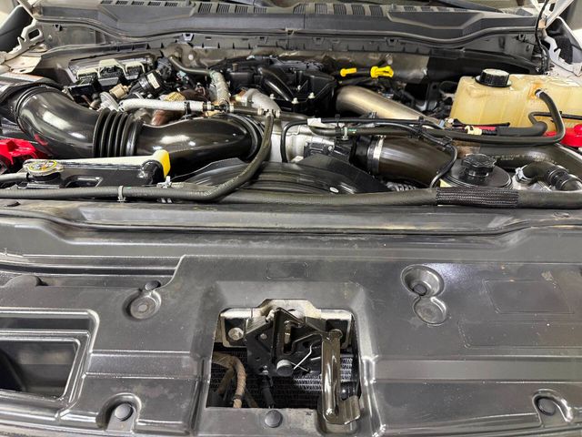 2019 Ford F-350 Super Duty Platinum 4x4 4dr Crew Cab 8 ft. LB DRW Pickup | Houston, TX | Houston Auto Credit 2019 Ford F-350 Super Duty Platinum 4x4 4dr Crew Cab 8 ft. LB DRW Pickup | Houston, TX | Houston Auto Credit