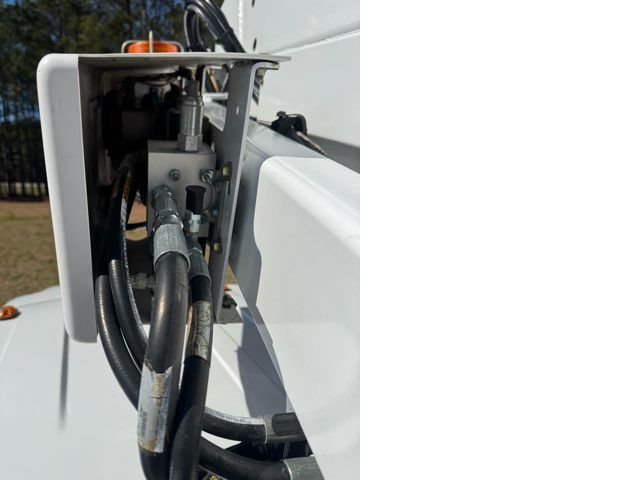 2019 Ford F-450 Super Duty Altec AT200A