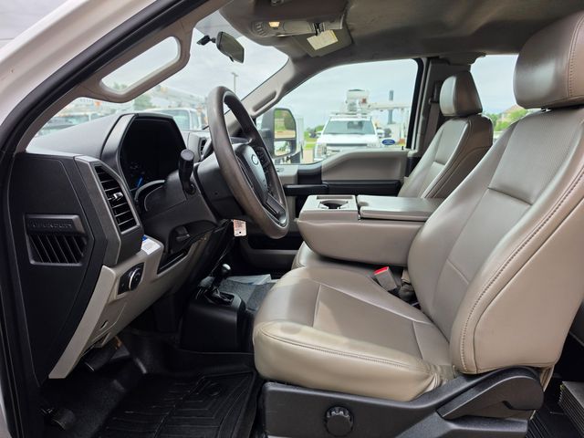 2019 Ford F-550 4x4 6.8 v10 ext cab bucket truck DURALIFT DTAXS39 44FT REACH | Irving, TX | Pinnacle Trucks Dallas