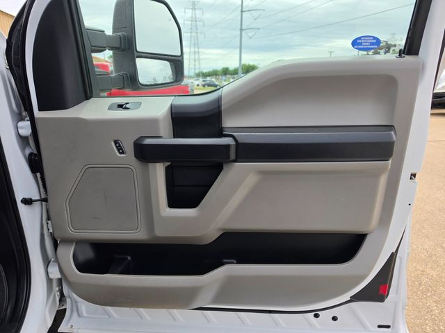 2019 Ford F-550 4x4 6.8 v10 ext cab bucket truck DURALIFT DTAXS39 44FT REACH | Irving, TX | Pinnacle Trucks Dallas