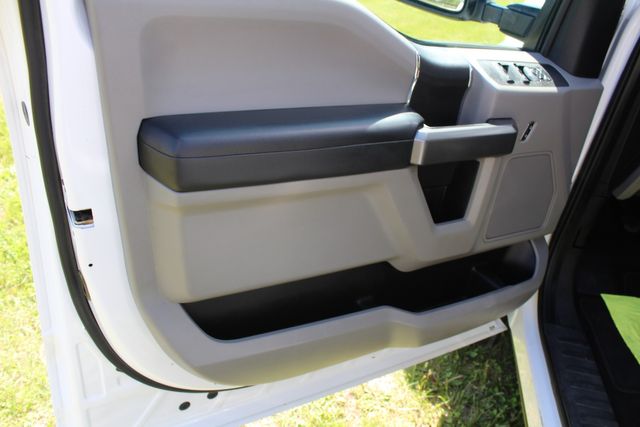2019 Ford F-550 Diesel stake bed 4x4 XLT | Roscoe, IL | Autoland Outlets