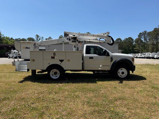 2019 Ford F-550 Super Duty Altec AT-40G