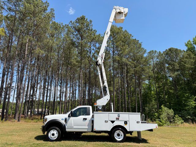 2019 Ford F-550 Super Duty Altec AT-40G