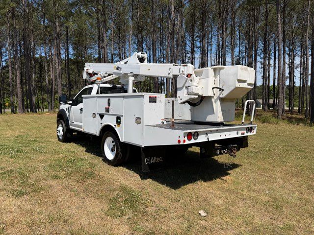 2019 Ford F-550 Super Duty Altec AT-40G