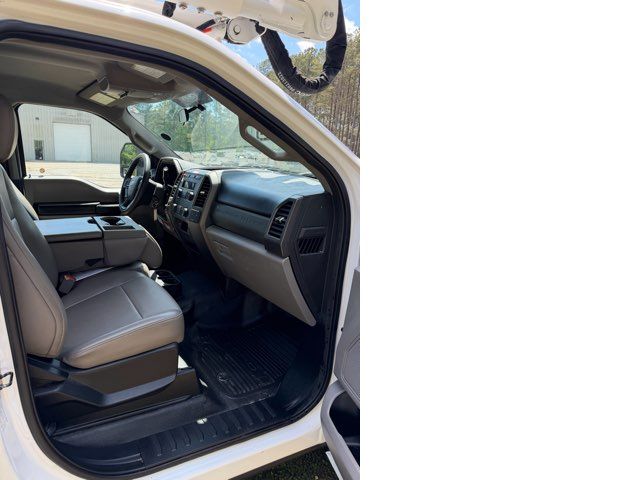 2019 Ford F-550 Super Duty Altec AT-40G