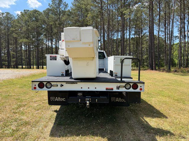 2019 Ford F-550 Super Duty Altec AT-40G