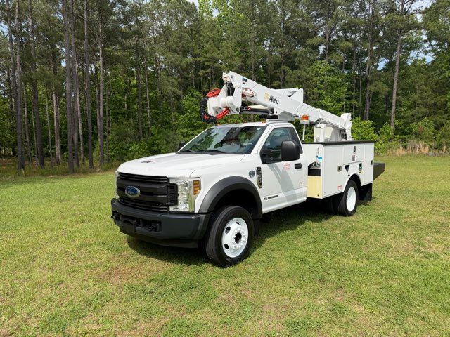 2019 Ford F-550 Super Duty Altec AT-37G