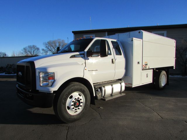 2019 F-750 Under CDL 13' Chip Box  | St Cloud MN | NorthStar Truck Sales