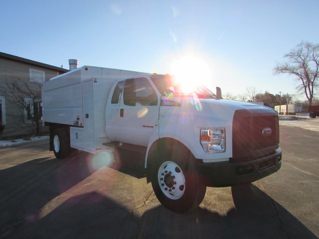 2019 F-750 Under CDL 13' Chip Box  | St Cloud MN | NorthStar Truck Sales