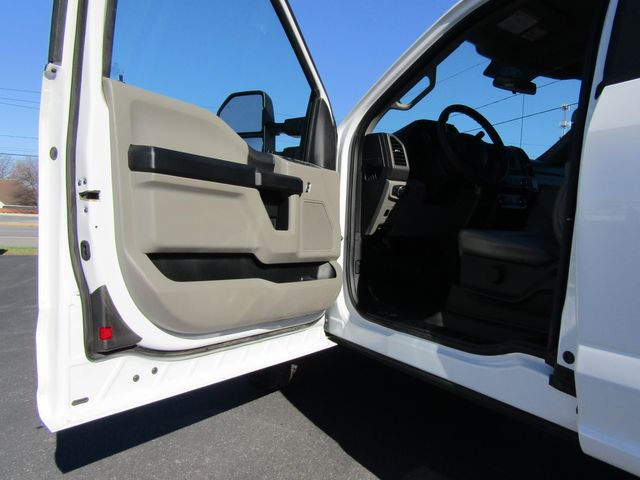 2019 Ford F250 Extended Cab 2wd with New 8' Knapheide Utility Bed