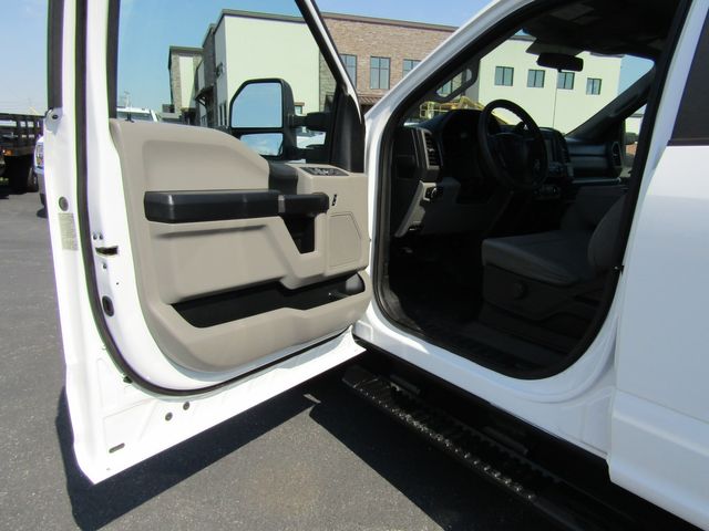 2019 Ford F250 Crew Cab 4x4 with New 8' Reading Utility Bed