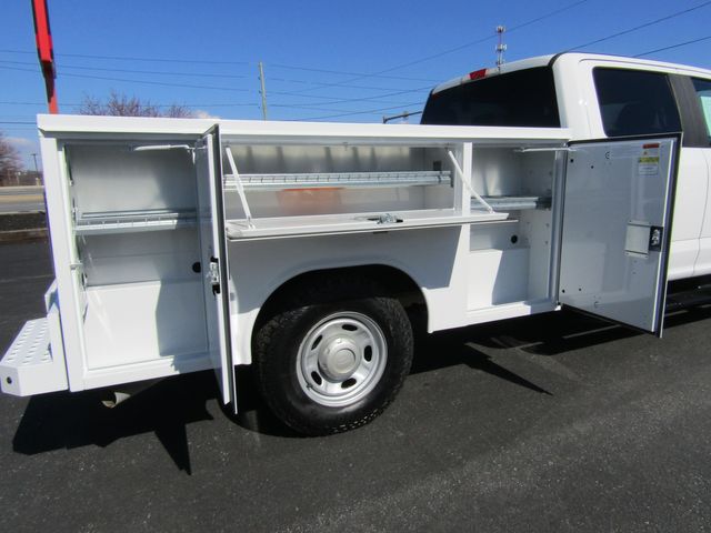 2019 Ford F250 Crew Cab 4x4 with New 8' Reading Utility Bed