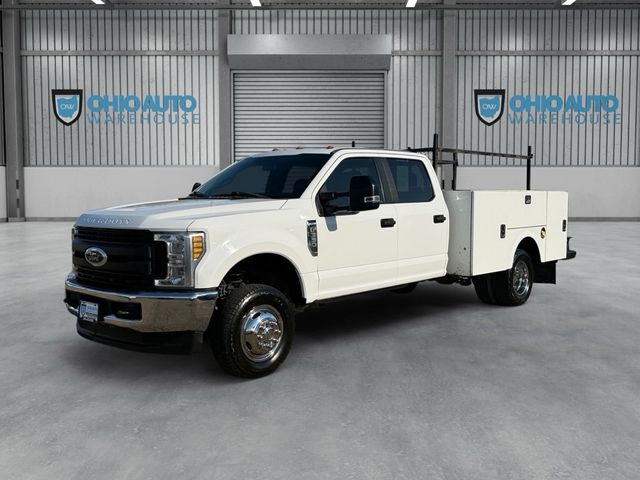 2019 Ford F350 4x4 Utility Bed V8 Crew Cab | Canton, Ohio | Ohio Auto Warehouse LLC