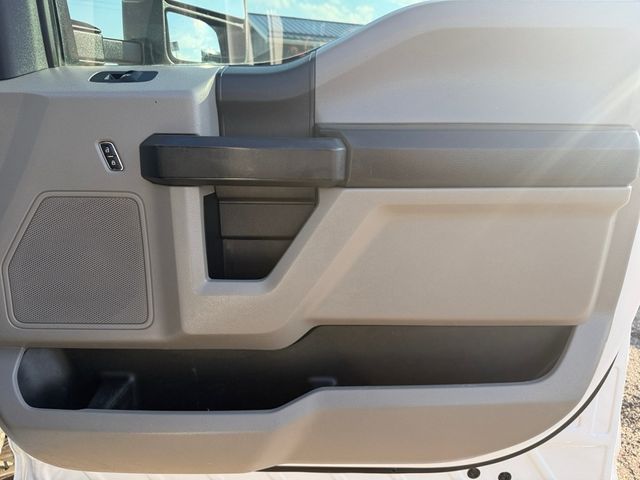 2019 Ford F350 4x4 Utility Bed V8 Crew Cab | Canton, Ohio | Ohio Auto Warehouse LLC