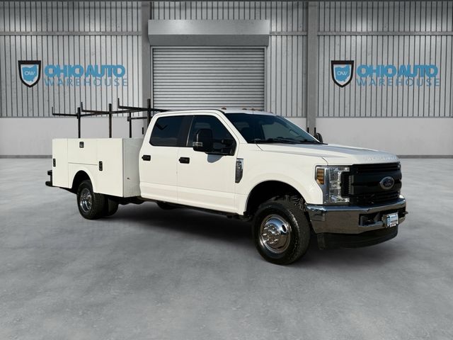 2019 Ford F350 4x4 Utility Bed V8 Crew Cab | Canton, Ohio | Ohio Auto Warehouse LLC
