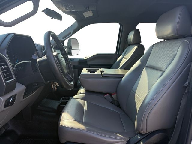 2019 Ford F350 4x4 Utility Bed V8 Crew Cab | Canton, Ohio | Ohio Auto Warehouse LLC
