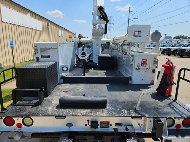 2019 Ford F550 ALTEC 46FT MATERIAL HANDLER BUCKET TRUCK 4X4 ALTEC AT41M TELESCOPING AND ARTCULATING | Irving, TX | Pinnacle Trucks