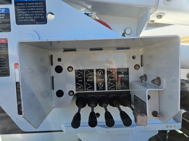 2019 Ford F550 ALTEC AT37G 42FT BUCKET TRUCK ALTEC AT37G 6.7 DIESEL TELESCOPING BUCKET TRUCK | Irving, TX | Pinnacle Trucks 2019 Ford F550 ALTEC AT37G 42FT BUCKET TRUCK ALTEC AT37G 6.7 DIESEL TELESCOPING BUCKET TRUCK | Irving, TX | Pinnacle Trucks