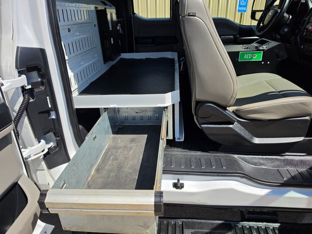 2019 Ford F550 ALTEC MATERIAL HANDLER BUCKET TRUCK 4X4 BUCKET TRUCK 6.7 POWERSTROKE ALTEC AT41M | Irving, TX | Pinnacle Trucks 2019 Ford F550 ALTEC MATERIAL HANDLER BUCKET TRUCK 4X4 BUCKET TRUCK 6.7 POWERSTROKE ALTEC AT41M | Irving, TX | Pinnacle Trucks