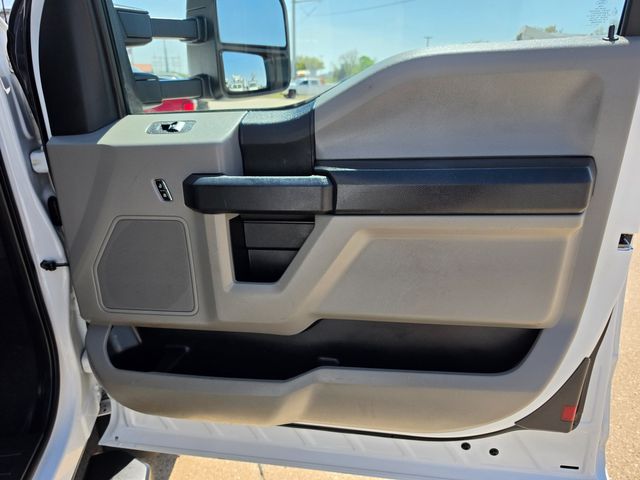 2019 Ford F550 ALTEC MATERIAL HANDLER BUCKET TRUCK 4X4 BUCKET TRUCK 6.7 POWERSTROKE ALTEC AT41M | Irving, TX | Pinnacle Trucks Dallas 2019 Ford F550 ALTEC MATERIAL HANDLER BUCKET TRUCK 4X4 BUCKET TRUCK 6.7 POWERSTROKE ALTEC AT41M | Irving, TX | Pinnacle Trucks Dallas