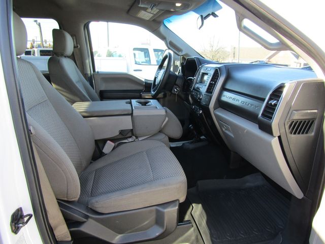 2019 Ford F550 Crew Cab 4x4 Diesel with 12' Stake Body and Lift Gate 2019 Ford F550 Crew Cab 4x4 Diesel with 12' Stake Body and Lift Gate