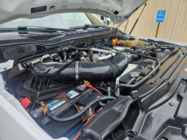 2019 Ford F550 MATERIAL HANDLING 4X4 ETI BUCKET 6.7 DIESEL ETCMH37IH 42FT BUCKET TRUCK | Irving, TX | Pinnacle Trucks