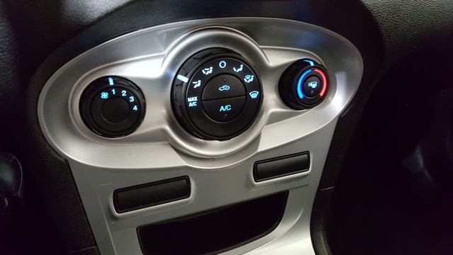 2019 Ford Fiesta SE | Carrollton, TX | Legend Motorcars of Carrollton 2019 Ford Fiesta SE | Carrollton, TX | Legend Motorcars of Carrollton