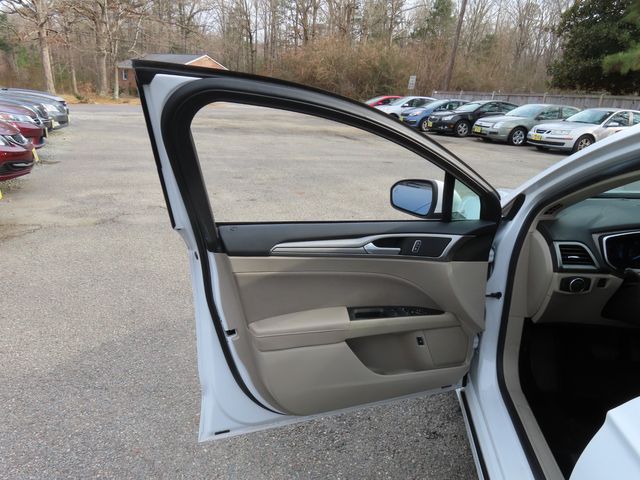 2019 Ford Fusion Hybrid SE