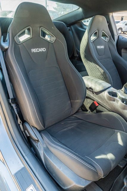 2019 Ford Mustang GT COUPE / 6MT / GT PERFORMANCE PKG 2 / RECAROS | Austin, TX | Rocky Mountain Truck Stop Austin