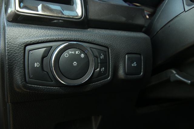 2019 Ford Ranger LARIAT | San Antonio, TX | R&L Certified Auto Group 2019 Ford Ranger LARIAT | San Antonio, TX | R&L Certified Auto Group