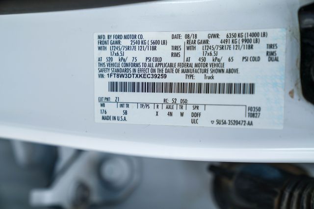 2019 Ford Super Duty F-350 DRW Pickup LARIAT | New York, NY | Spincar Demo Account