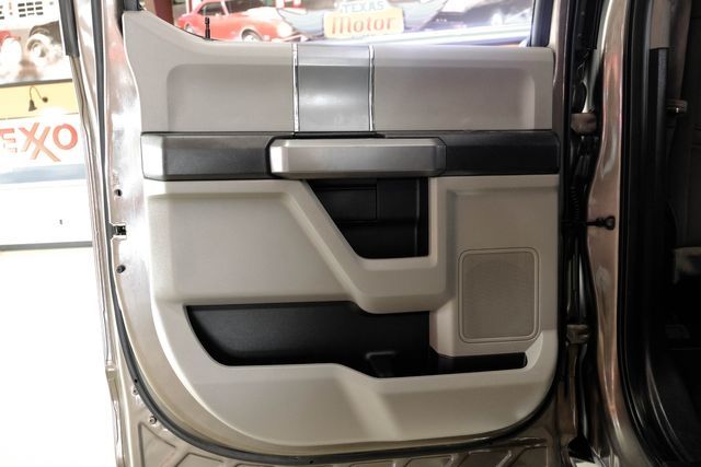 2019 Ford Super Duty F-350 DRW Pickup XLT | New York, NY | Spincar Demo Account 2019 Ford Super Duty F-350 DRW Pickup XLT | New York, NY | Spincar Demo Account