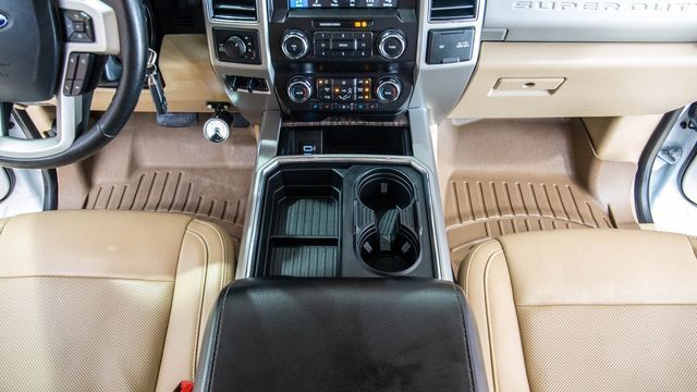 2019 Ford Super Duty F-350 SRW Pickup LARIAT | New York, NY | Spincar Demo Account