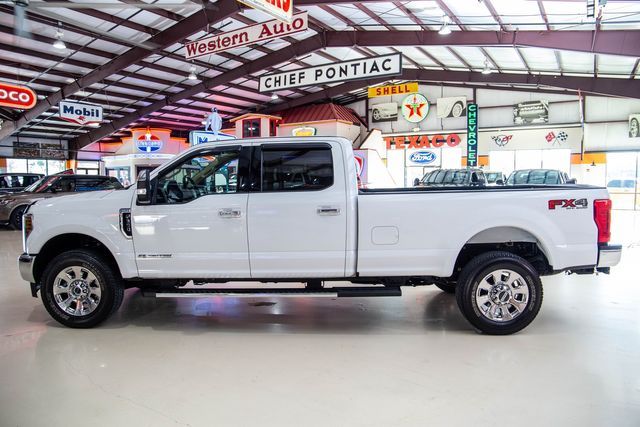 2019 Ford Super Duty F-350 SRW Pickup LARIAT | New York, NY | Spincar Demo Account