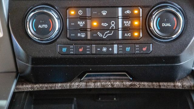 2019 Ford Super Duty F-350 SRW Pickup LARIAT | New York, NY | Spincar Demo Account