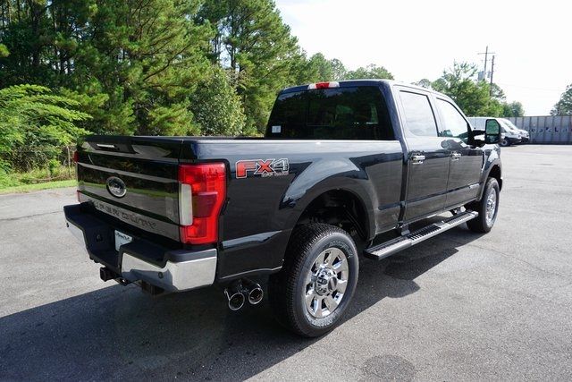 2019 Ford Super Duty F-350 SRW Pickup LARIAT