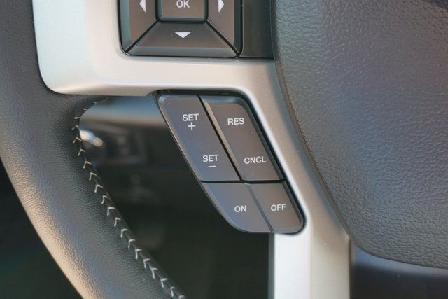 2019 Ford Super Duty F-350 SRW Pickup LARIAT