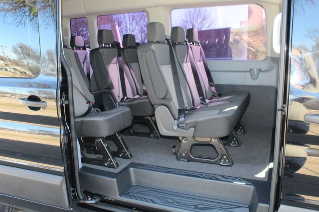 2019 Ford Transit 350 XLT Med Roof 15 Passenger Van | Irving, Texas | Lonestar Automart Inc. 2019 Ford Transit 350 XLT Med Roof 15 Passenger Van | Irving, Texas | Lonestar Automart Inc.