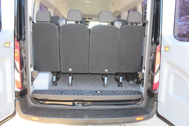 2019 Ford Transit 350 XLT Med Roof 15 Passenger Van | Irving, Texas | Lonestar Automart Inc. 2019 Ford Transit 350 XLT Med Roof 15 Passenger Van | Irving, Texas | Lonestar Automart Inc.