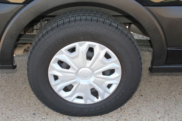 2019 Ford Transit 350 XLT Med Roof 15 Passenger Van | Irving, Texas | Lonestar Automart Inc. 2019 Ford Transit 350 XLT Med Roof 15 Passenger Van | Irving, Texas | Lonestar Automart Inc.