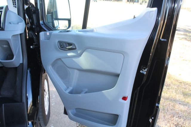 2019 Ford Transit 350 XLT Med Roof 15 Passenger Van | Irving, Texas | Lonestar Automart Inc. 2019 Ford Transit 350 XLT Med Roof 15 Passenger Van | Irving, Texas | Lonestar Automart Inc.