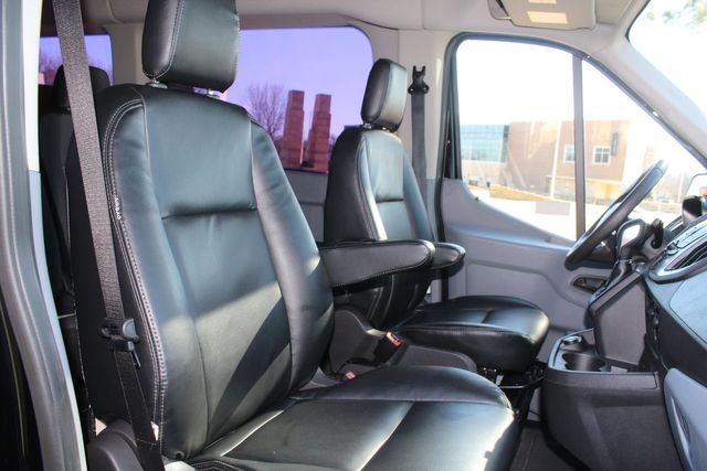 2019 Ford Transit 350 XLT Med Roof 15 Passenger Van | Irving, Texas | Lonestar Automart Inc. 2019 Ford Transit 350 XLT Med Roof 15 Passenger Van | Irving, Texas | Lonestar Automart Inc.