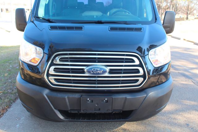 2019 Ford Transit 350 XLT Med Roof 15 Passenger Van | Irving, Texas | Lonestar Automart Inc. 2019 Ford Transit 350 XLT Med Roof 15 Passenger Van | Irving, Texas | Lonestar Automart Inc.