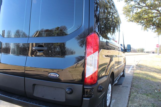 2019 Ford Transit 350 XLT Med Roof 15 Passenger Van | Irving, Texas | Lonestar Automart Inc. 2019 Ford Transit 350 XLT Med Roof 15 Passenger Van | Irving, Texas | Lonestar Automart Inc.