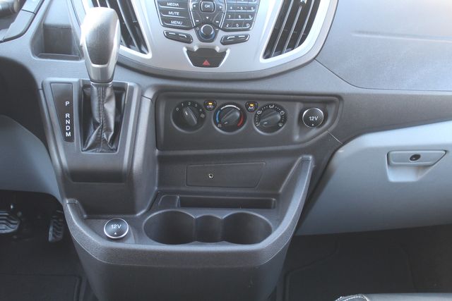 2019 Ford Transit 350 XLT Med Roof 15 Passenger Van | Irving, Texas | Lonestar Automart Inc. 2019 Ford Transit 350 XLT Med Roof 15 Passenger Van | Irving, Texas | Lonestar Automart Inc.