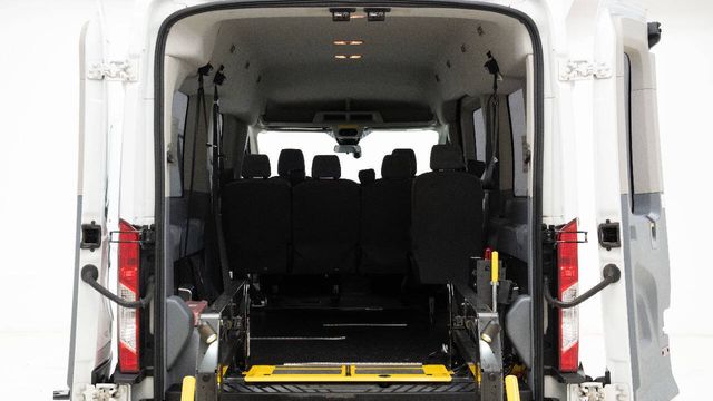 2019 Ford Transit 350 XLT 3dr LWB Medium Roof Passenger Van w/Sli... | Houston, TX | Houston Auto Credit 2019 Ford Transit 350 XLT 3dr LWB Medium Roof Passenger Van w/Sli... | Houston, TX | Houston Auto Credit